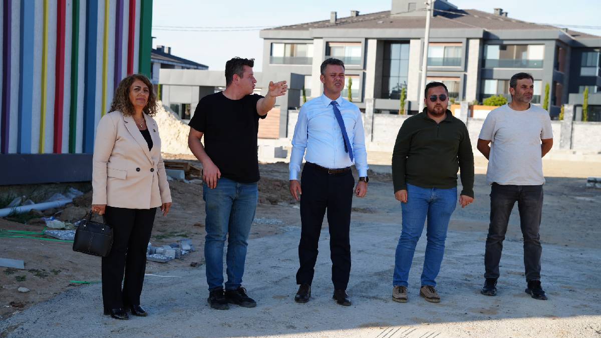 Başkan Sarıkurt, oyuncak müzesindeki son hazırlıkları inceledi