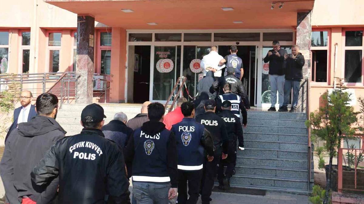 15 ilde dev dolandırıcılık operasyonu: 26 tutuklama