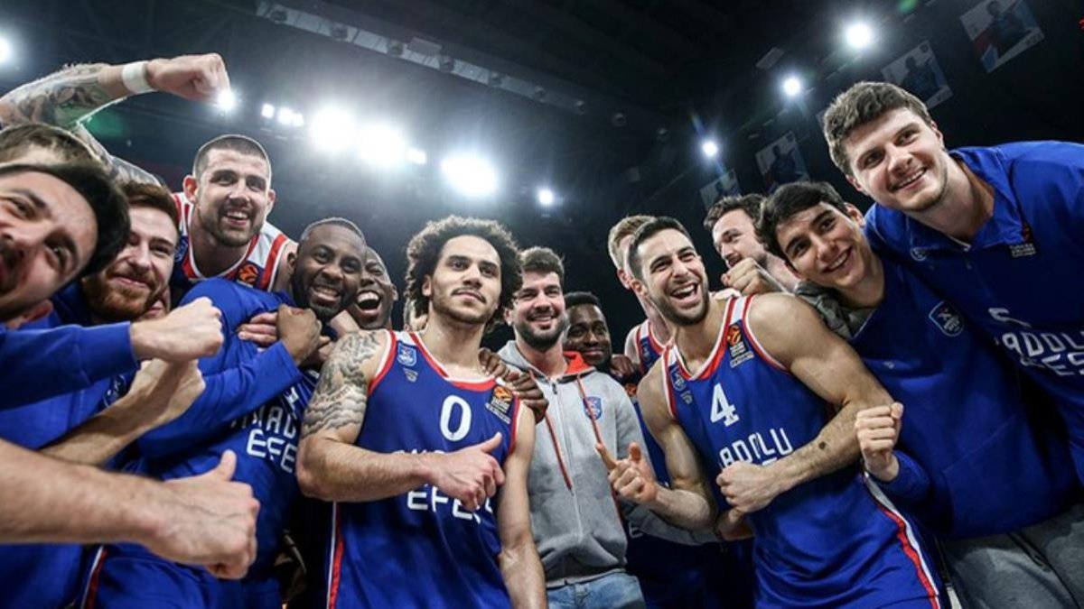 Anadolu Efes Bayern’i ağırlıyor