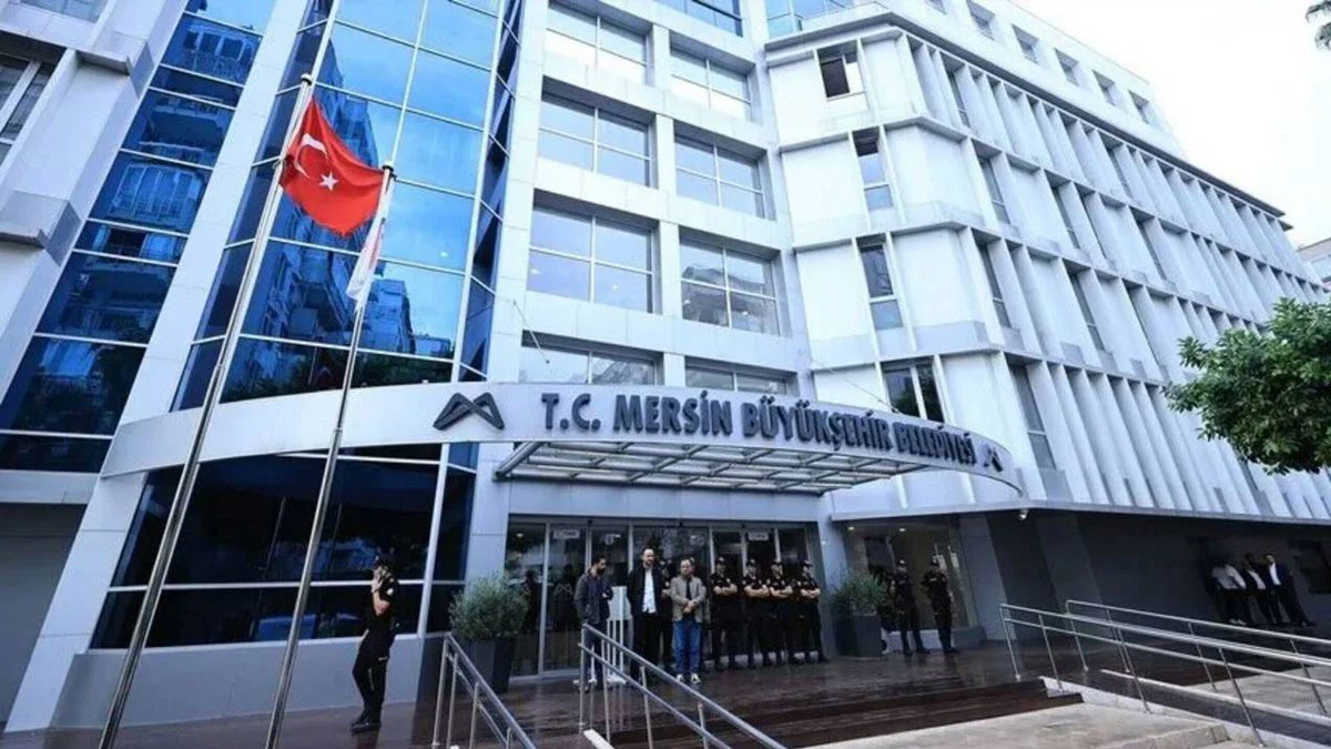 Mersin Büyükşehir Belediyesi'nde başkanvekili belli oldu