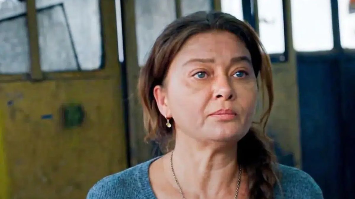 Nurgül Yeşilçay Ömür Usta'dan ayrılıyor mu, çıkarıldı mı? Pınar Altuğ iddiası kulisleri karıştırdı