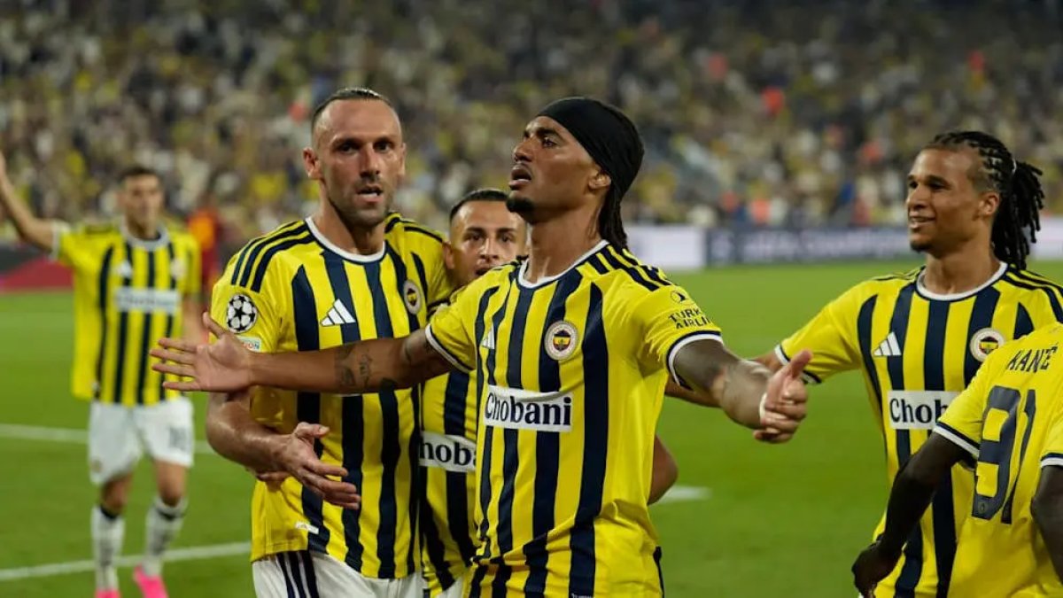 Fenerbahçe Aston Villa karşısında galibiyet peşinde