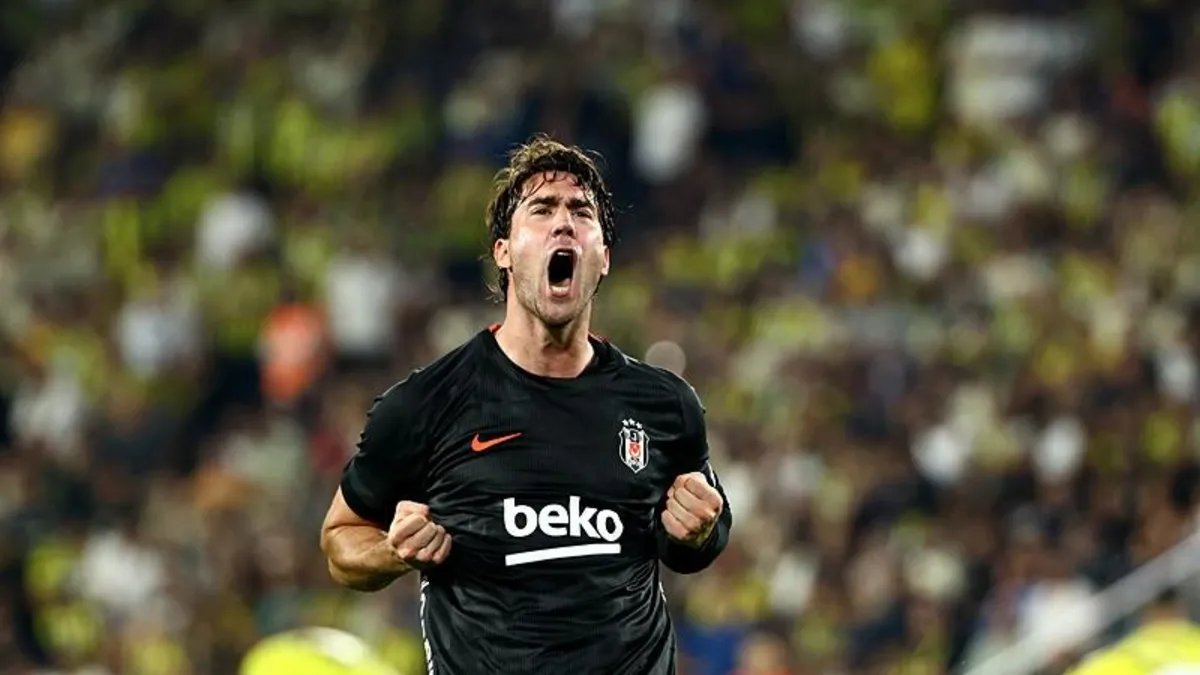 Beşiktaş'tan şok haber: Vlahovic antrenmana çıkmadı