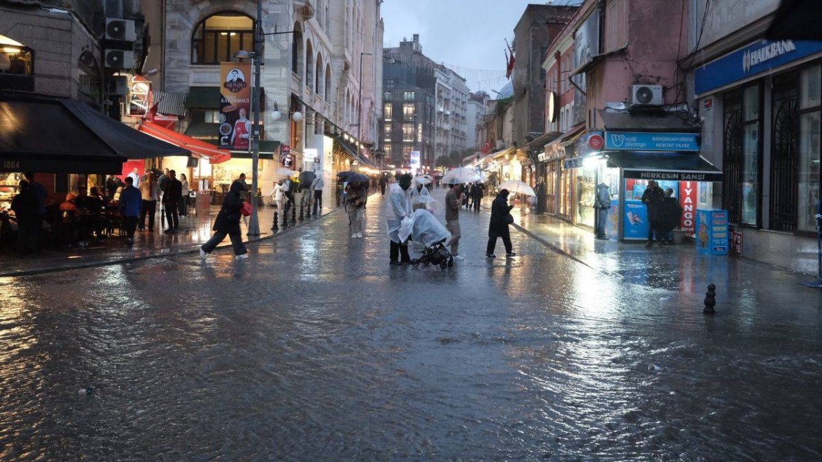 İstanbul’daki su baskınları için adli soruşturma