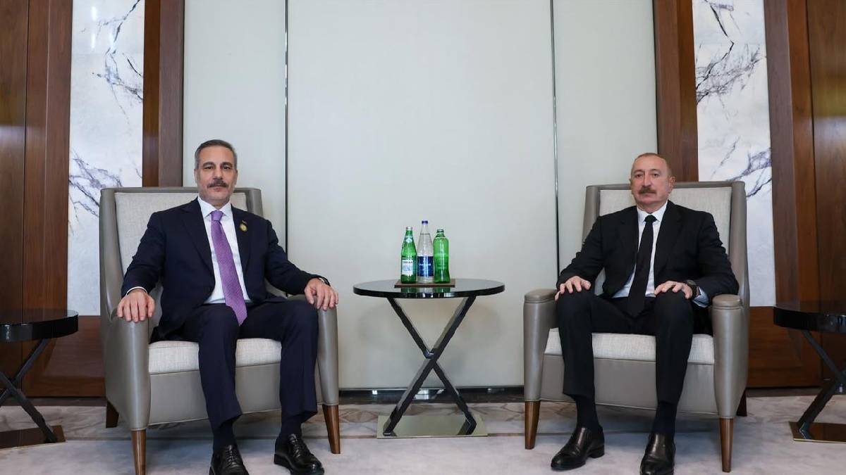 Başörtüsü geriliminin ardından Fidan'dan Bakü'de mesaj: Suni problemler fazla şişiriliyor