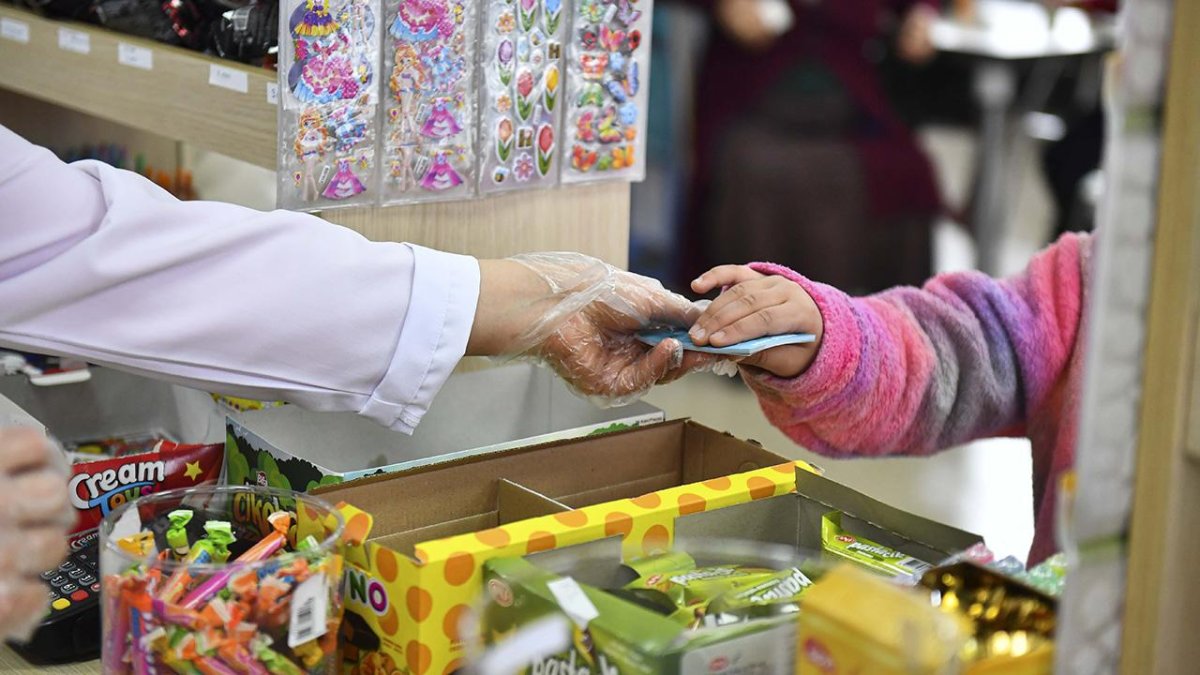 Çocuğunuzun kantinden aldığı üründe A, B, C harfi mi var? Okul gıdası uygulamasında sürpriz karar ve kurallar açıklandı