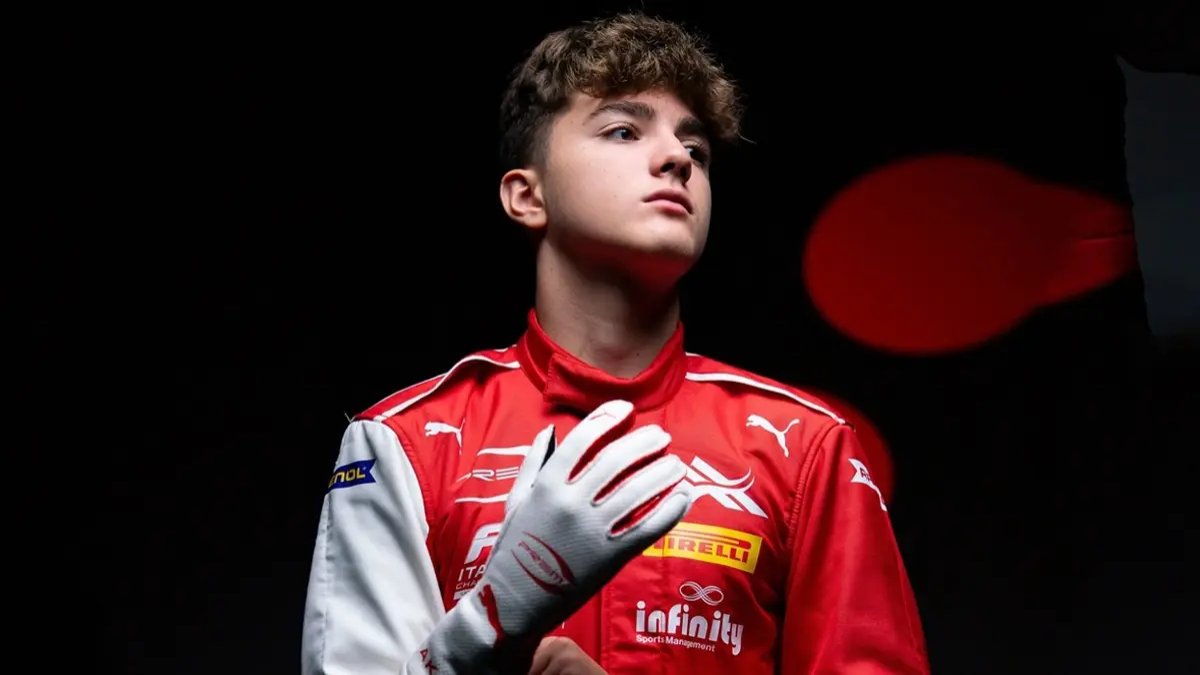 Alp Aksoy Formula 1’e yaklaşıyor