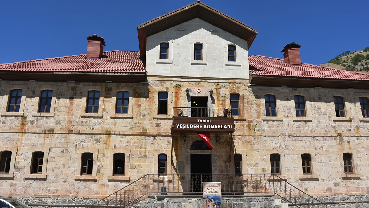 Rum ustaların inşa ettiği konak, yıllarca atıl haldeydi: Restoran ve otel olarak hizmete açıldı
