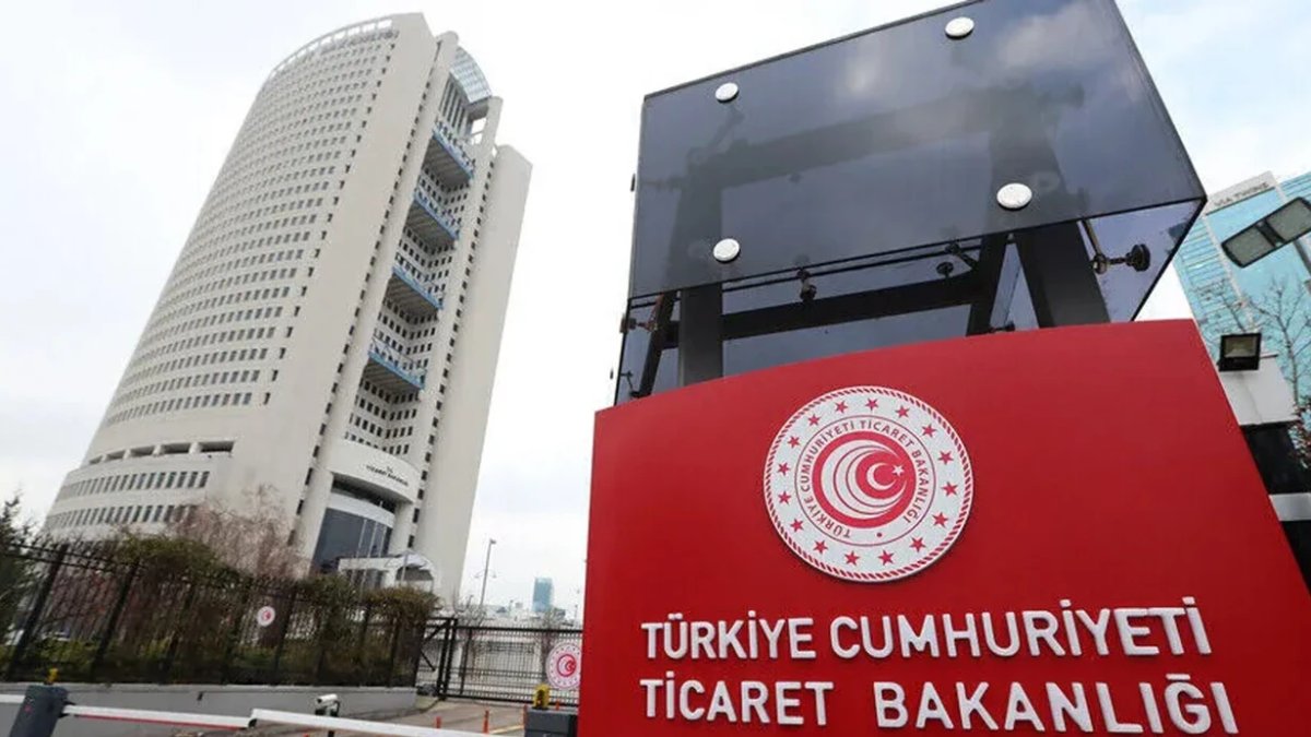 Ticaret Bakanlığı, sosyal medyada mevzuata aykırı ilan paylaşan 70 işletmeye 7 milyon TL ceza uyguladı