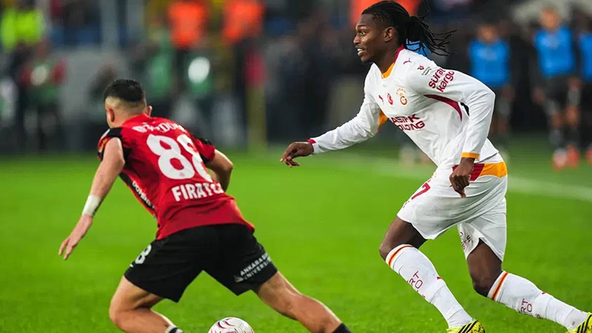 Galatasaray'dan Leao'nun sağlık durumu hakkında açıklama