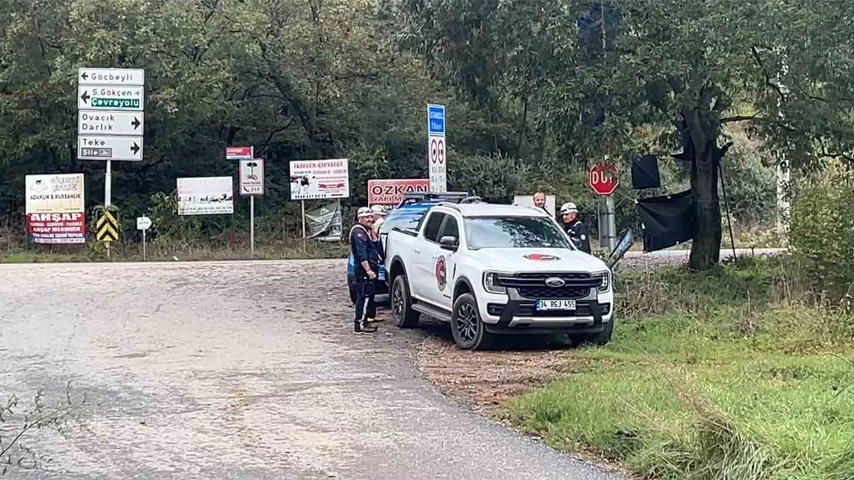 Kocaeli'de otomobil sel sularına kapıldı: 1 kişinin cansız bedeni Pendik'te bulundu