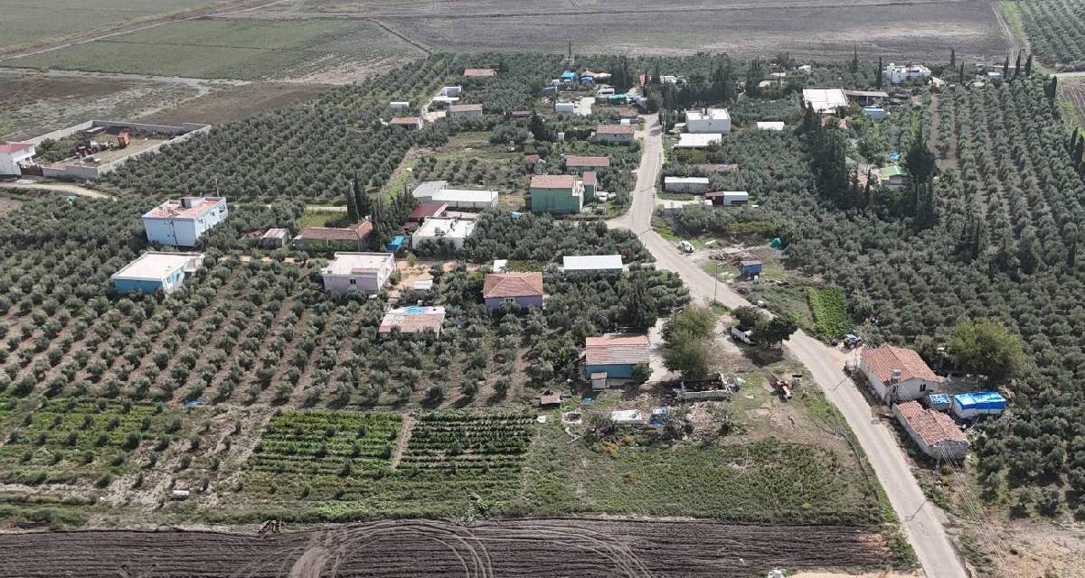 Herkesin soyadı aynı, yabancısı yok! Hatay'daki bu mahallede imam ve öğretmen dışında herkes 'Öztoprak'