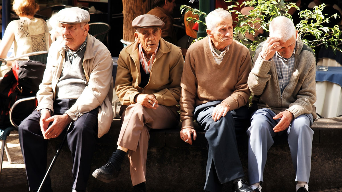 Dünya demografisinde tarihi dönüm noktası: Yaşlı nüfus, çocuk nüfusunu geçti