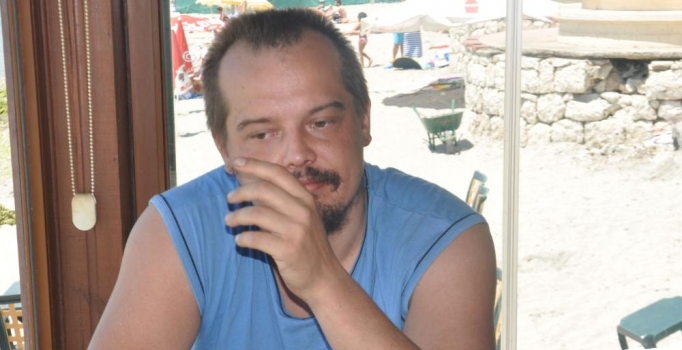 Arda Kural: 
“Benim sorunum özgürlük”