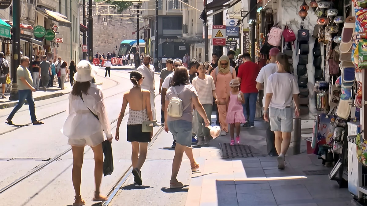 Enflasyon kıskacındaki turizmciler artık para harcayan turist istiyor
