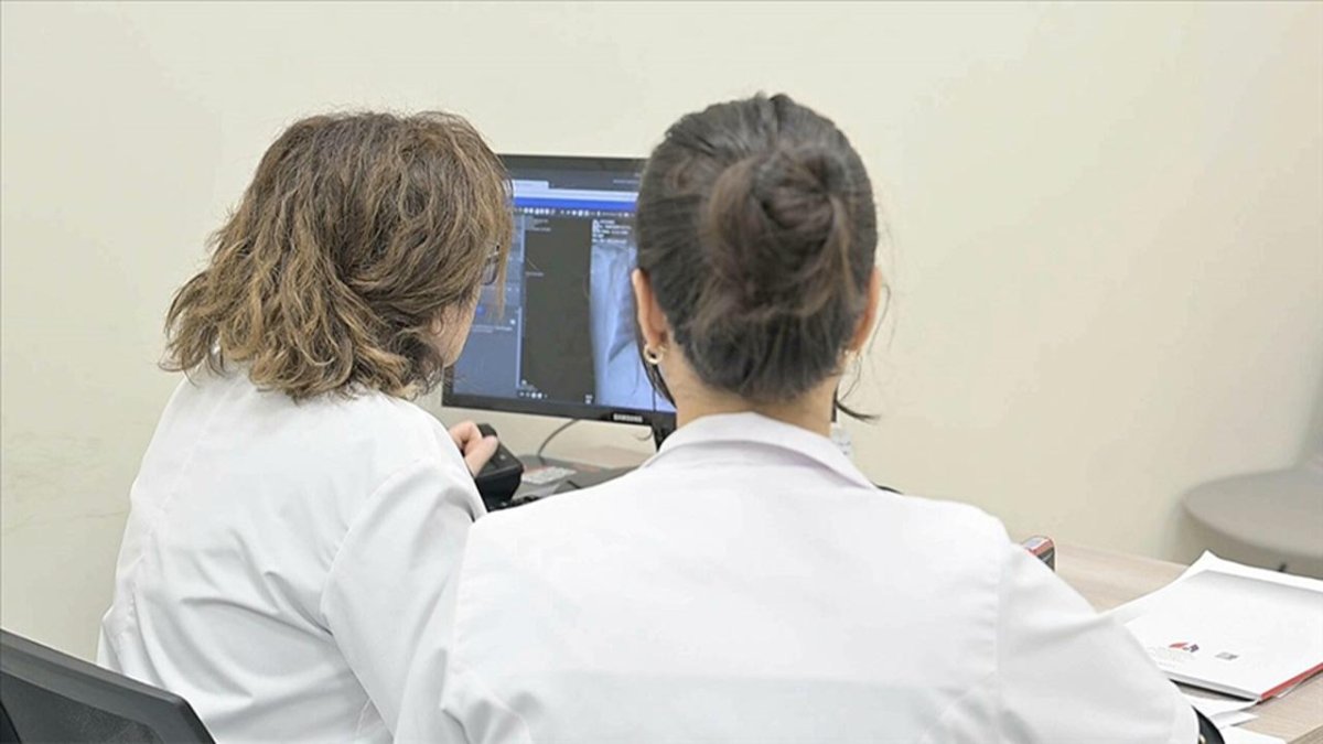 Aile hekimlerinde uzaktan muayene dönemi başlıyor: Günlük randevu kotası ne olacak, kimler öncelikli hizmet alacak?