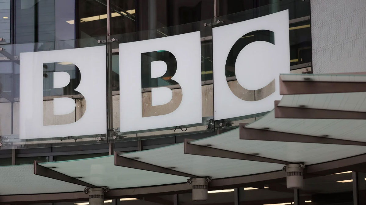 BBC’den 500 milyon sterlinlik tasarruf planı: Kanallar kapanacak, işten çıkarmalar başlayacak