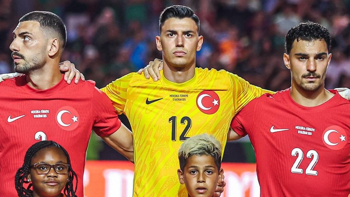 Berke Özer milli takımdan neden ayrılmıştı? Sergen Yalçın'ın açıklaması sonrası geri dönecek mi?