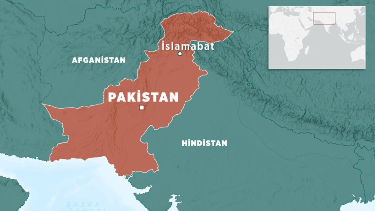 Pakistan'da otobüs devrildi: 10 ölü, 32 yaralı