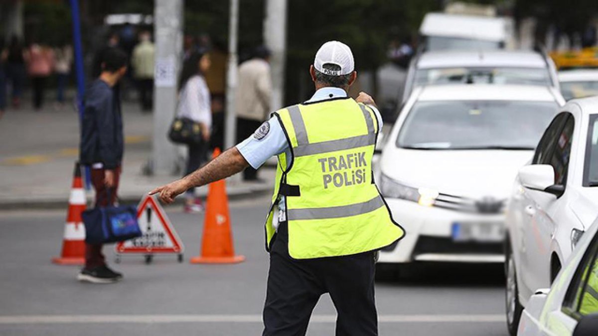 15 Kasım'da başlıyor: Aracına taktırmayan sürücülere 6 Bin TL ceza ve yasaklar geliyor