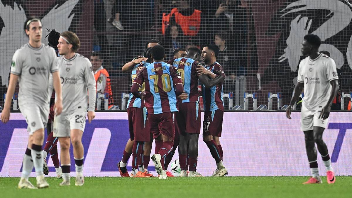 Fırtına Avrupa'da esti! Trabzonspor, Hearts'ı 2 golle geçti