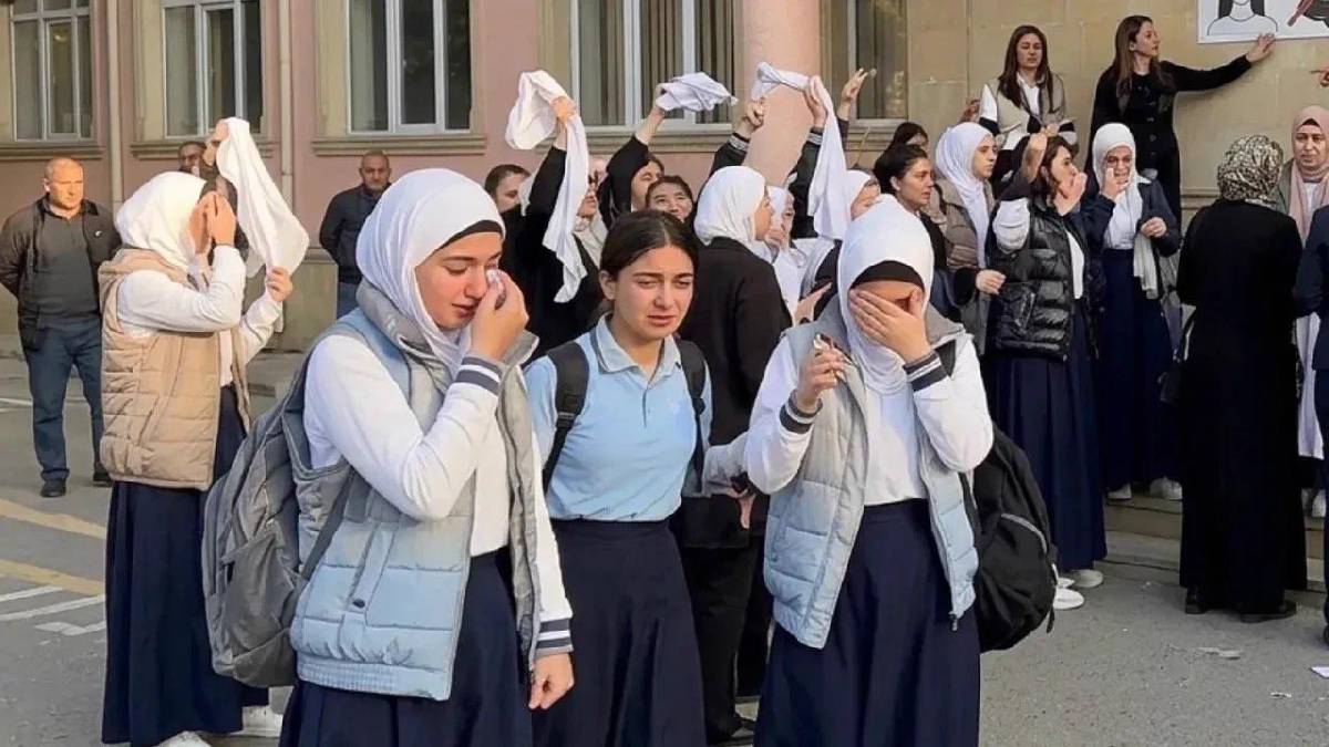 Başörtüsünden önce devletin sınırlarını konuşalım