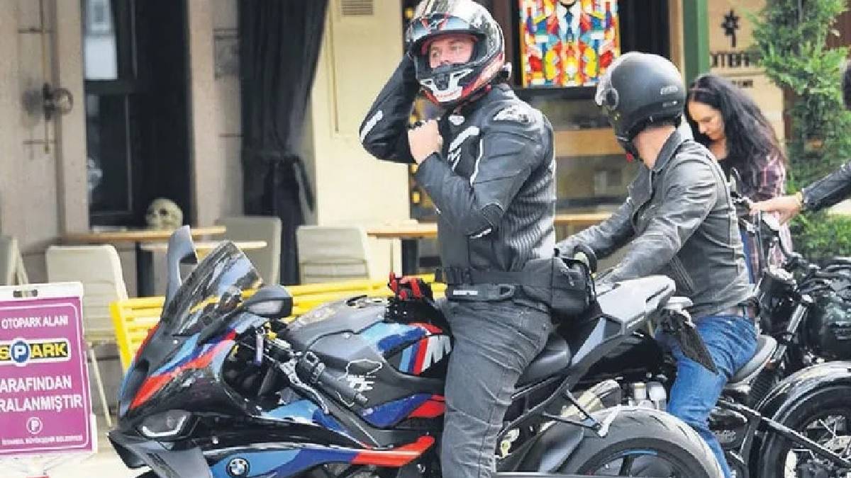 Kıvanç Tatlıtuğ yeni motor heyecanı yaşıyor: 4 milyon liralık servet ödedi!
