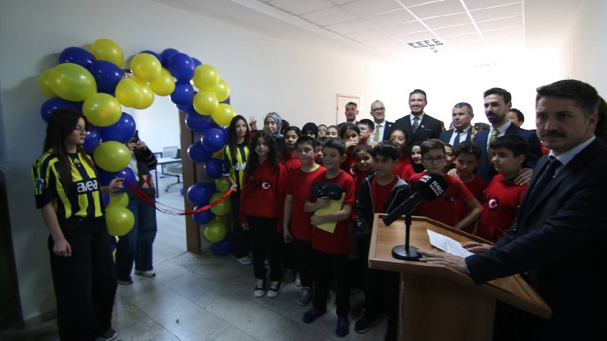 Fenerbahçeli Liderler Derneği, Anadolu'da yapay zeka seferberliği başlattı