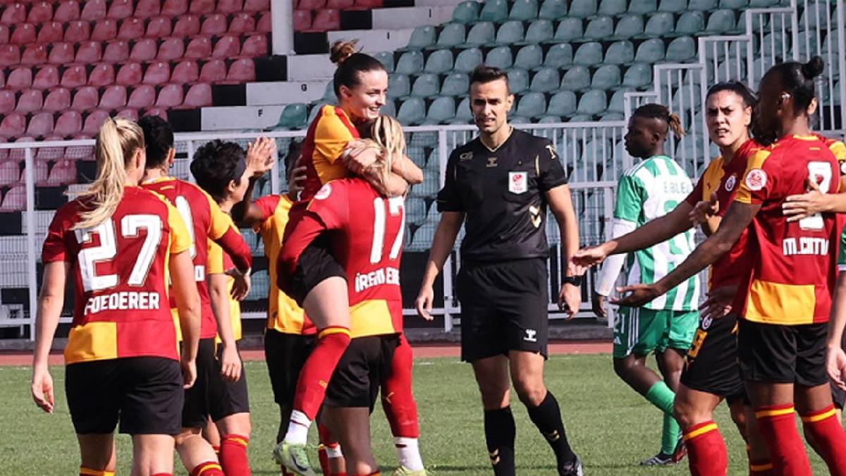 Galatasaray gol olup yağdı: 22-0