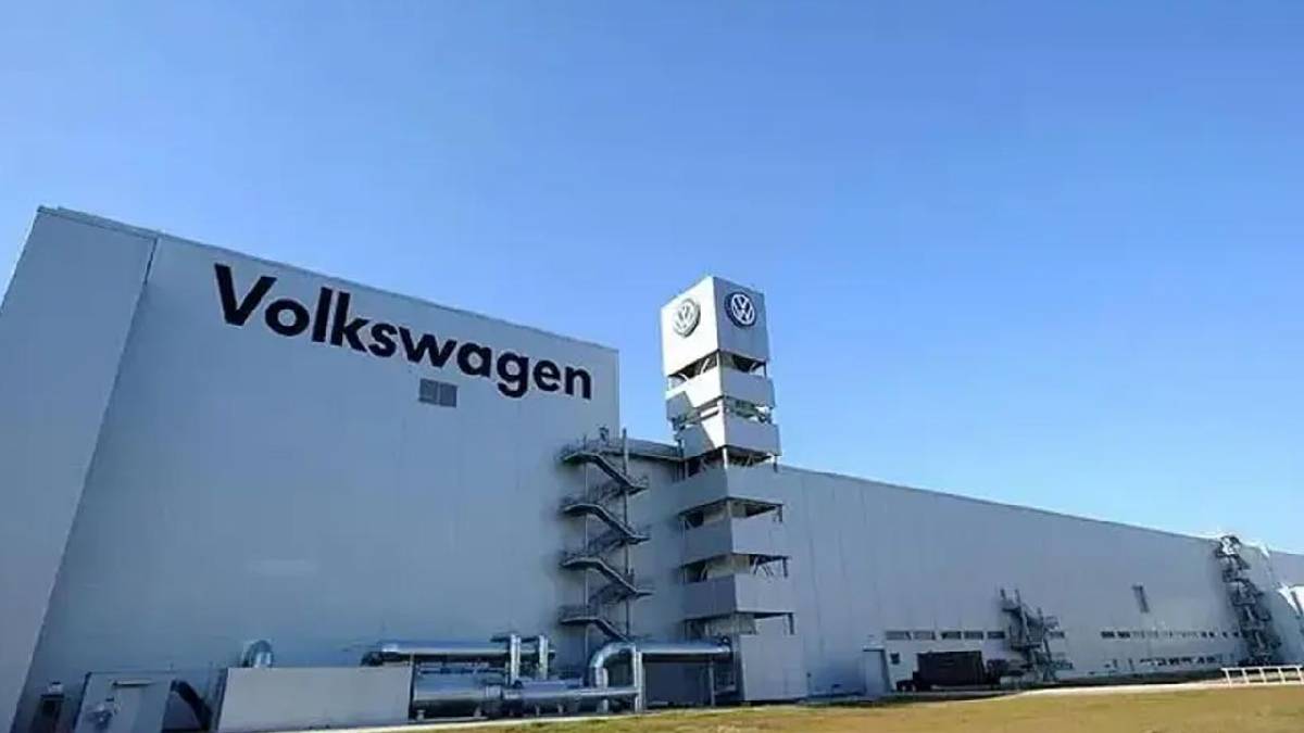 Volkswagen'de kriz büyüyor: İşçilerden grev resti