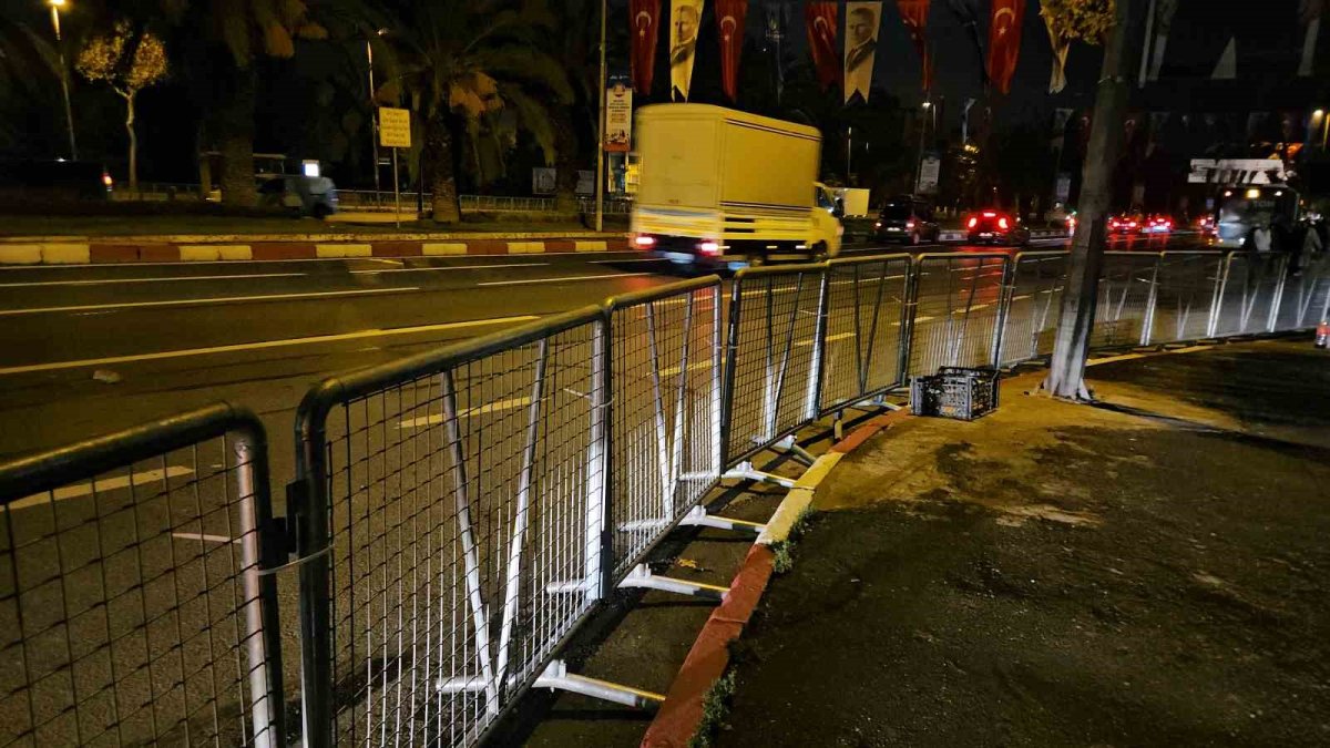 İstanbul'da bazı yollar trafiğe kapatıldı