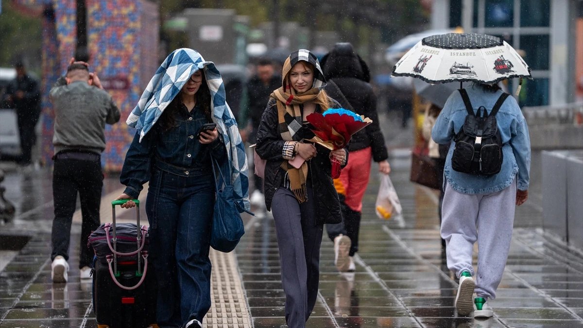 Meteoroloji il il uyardı: Sağanak yağış ve sis geliyor