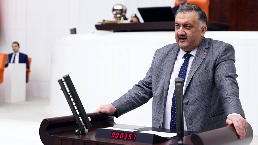 TÜİK'in beyin göçü verileri Meclis gündeminde: DEVA'lı Karal'dan iktidara 'Türkiye en nitelikli gençlerini kaybediyor' tepkisi