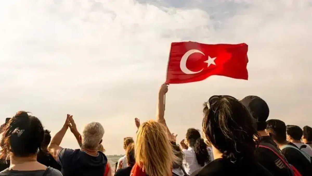 Çarşamba okullar yarım gün mü, tatil ne zaman başlıyor? 28 Ekim öğleden sonra okullar tatil mi olacak?