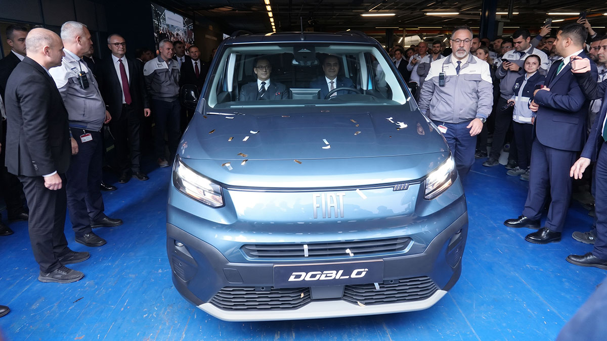 TOFAŞ fabrikasında, FIAT Doblo dahil 5 farklı model için düğmeye basıldı
