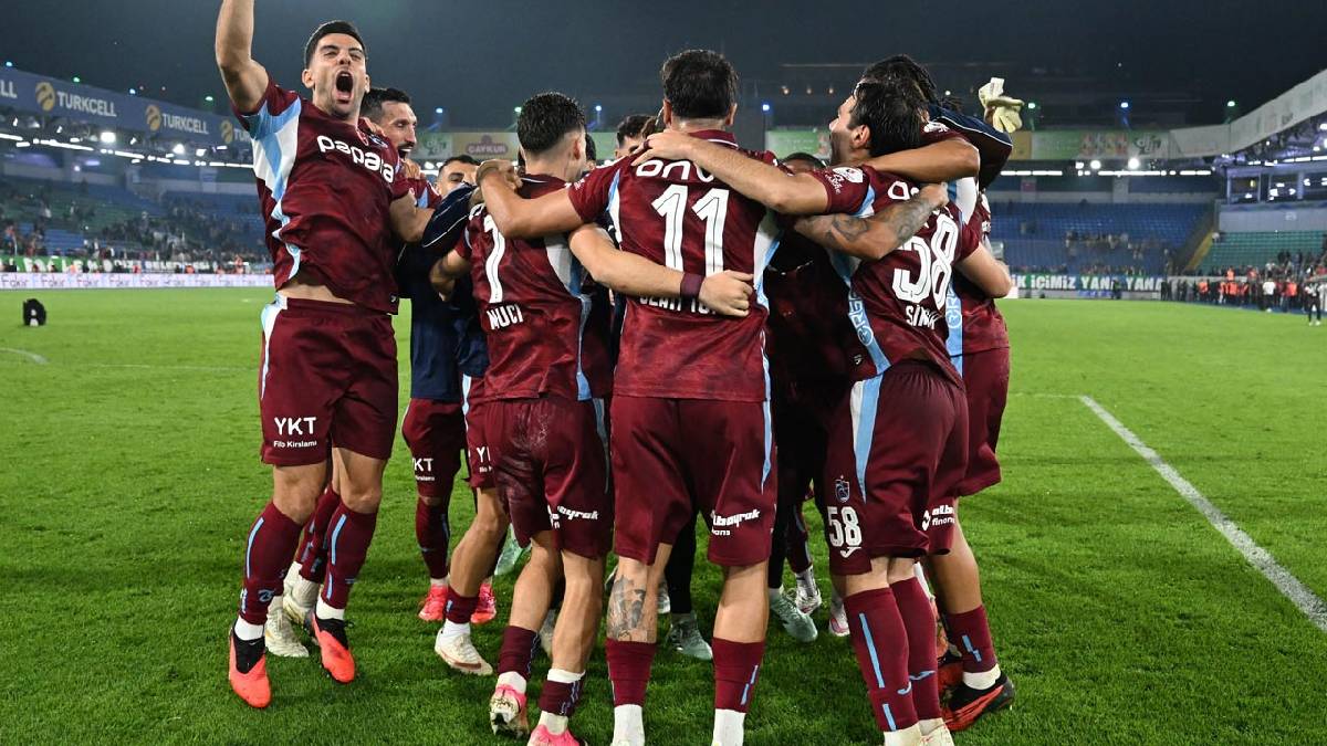 Karadeniz derbisinde inanılmaz geri dönüş: 7 gollü maçta Trabzonspor kazandı
