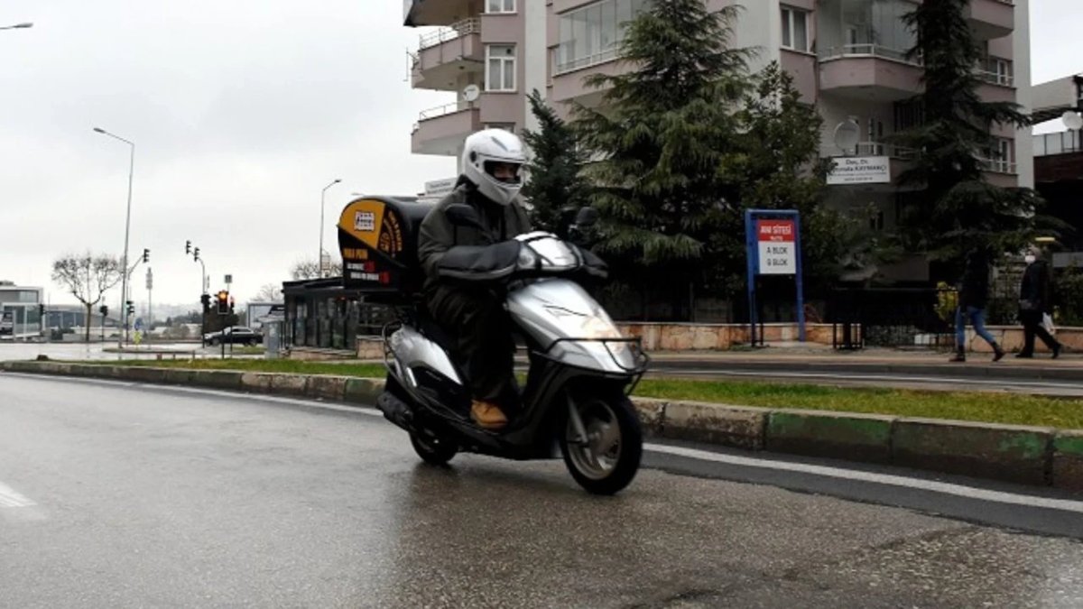 Kocaeli’de motosiklet ve motokuryelerin trafiğe çıkması yasaklandı