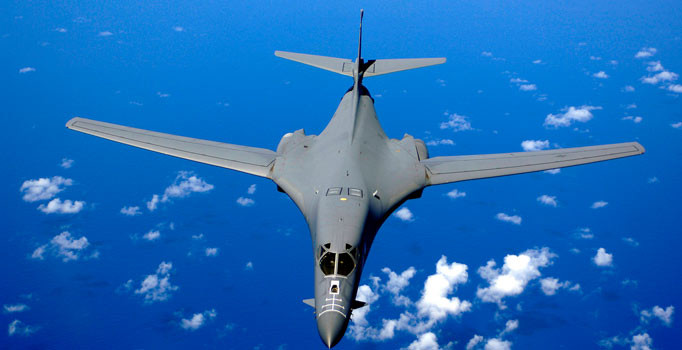 ABD'den Kuzey Kore'ye B-1B'li yanıt: 2 bombardıman uçağını gönderdi