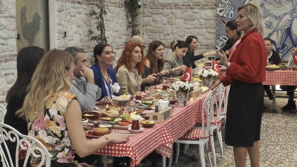 Ethem Efendi Kahvaltı’dan Cumhuriyet’in 103. yılına özel “Cumhuriyet Sofrası”