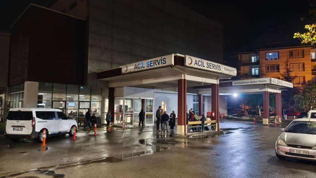 Ankara'da otomobil tıra çarptı: 1 ölü