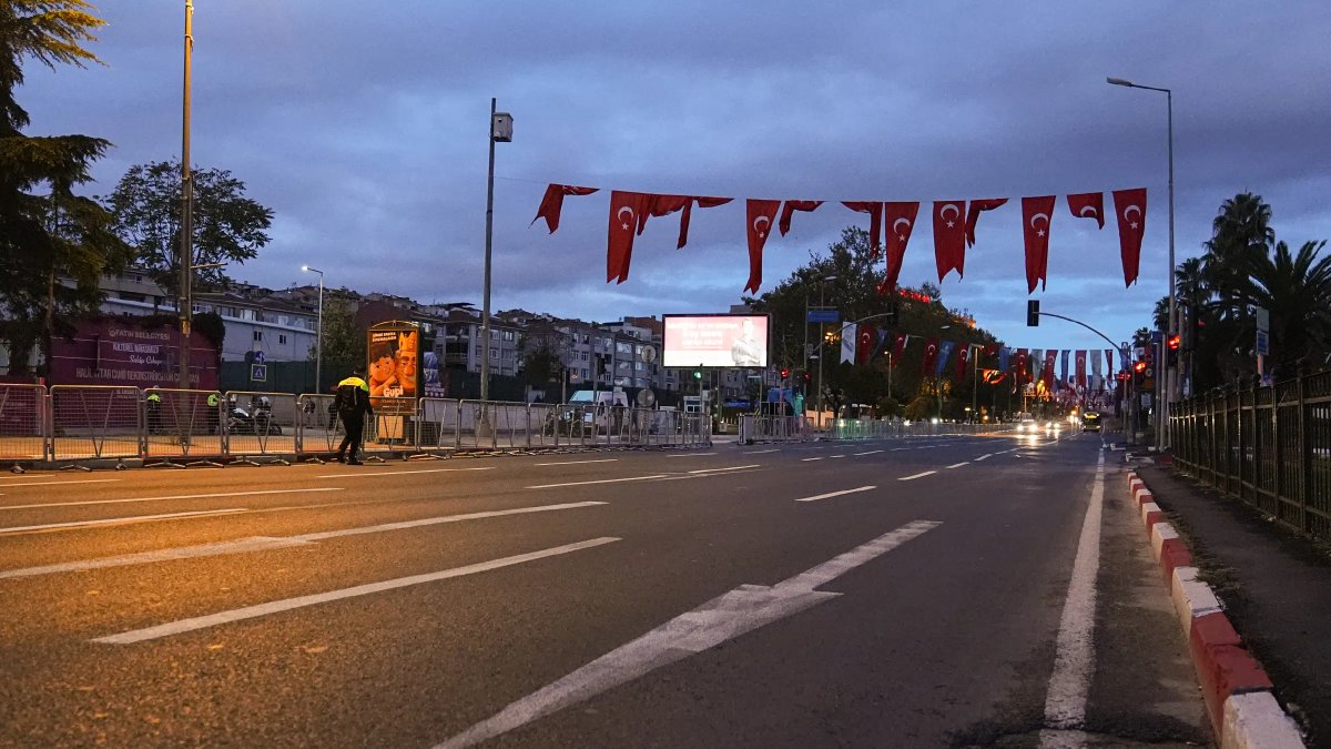 İstanbullular dikkat! 29 Ekim'de bu yollar trafiğe kapalı