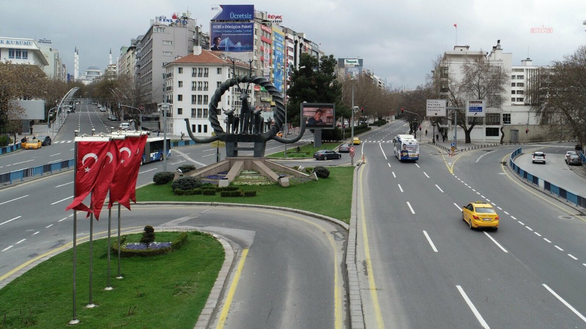 Ankara'da 29 Ekim'de çok sayıda yol trafiğe kapanacak