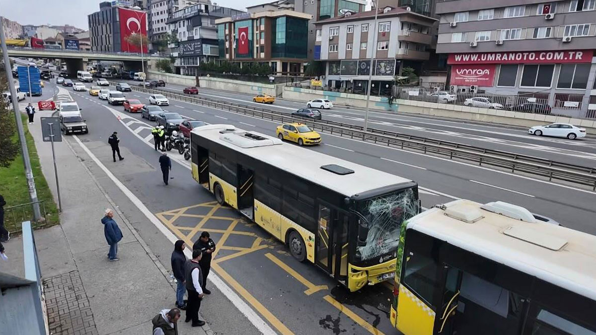 Üsküdar’da 2 otobüs çarpıştı: 4 yolcu yaralandı