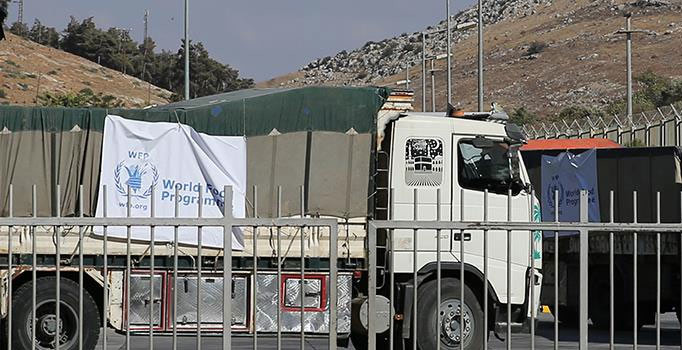 Suriye'ye gönderilen yardım TIR'larını Esed rejimi geri çevirdi iddiası