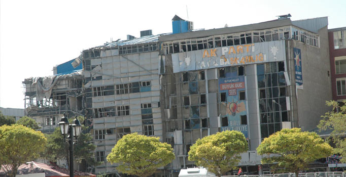 Bayramın ilk günü Van'da düzenlenen saldırıyı PKK üstlendi - Son dakika