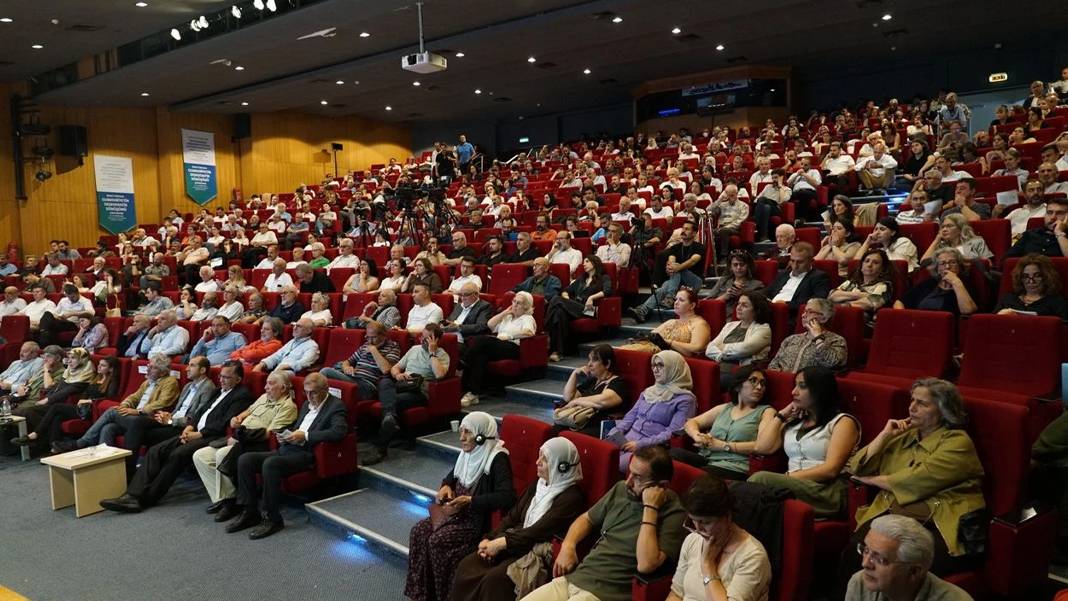 İzmir Konferansı'ndan 'Demokratik Cumhuriyet' çağrısı: Kürt meselesinin çözümü tarihsel fırsat