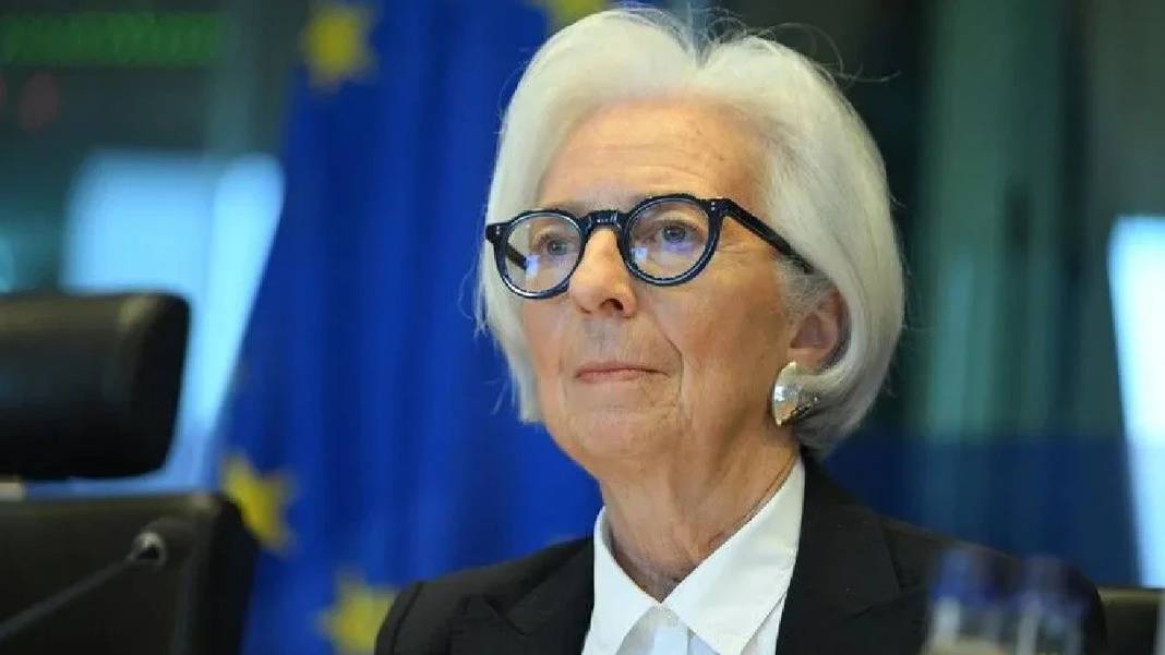 Avrupa Merkez Bankası'nda sürpriz istifa: Lagarde görev süresi dolmadan ayrılıyor