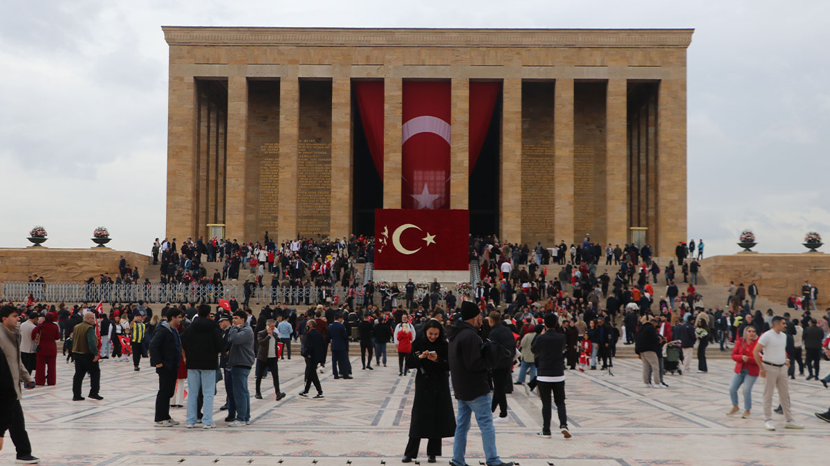 Anıtkabir’de 29 Ekim coşkusu