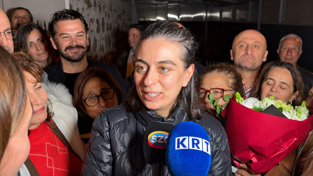 Tahliye edilen Sinem Dedetaş'tan ilk açıklama: Yarım sevinebiliyoruz, arkadaşlarımız hâlâ içeride