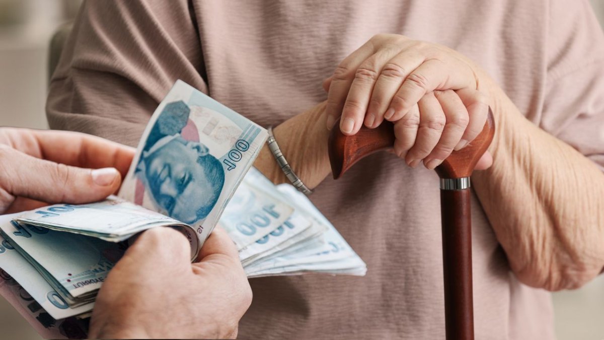 Emeklilerin 3 aylık zam oranı belli oldu: Maaşlar ne kadar olacak?